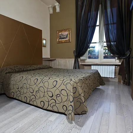 Nardizzi Americana Hotel 2*